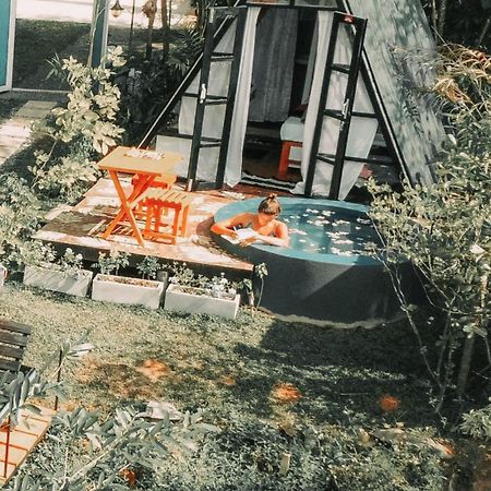 The We2 "Wildwood Elegance Escape" Bed & Breakfast Induruwa Exterior foto