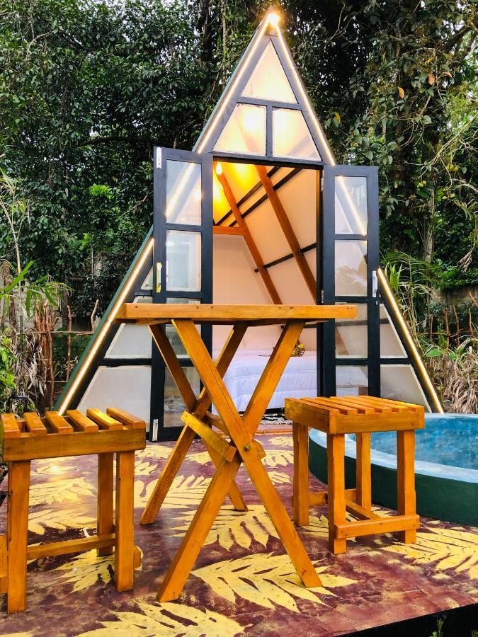 The We2 "Wildwood Elegance Escape" Bed & Breakfast Induruwa Exterior foto