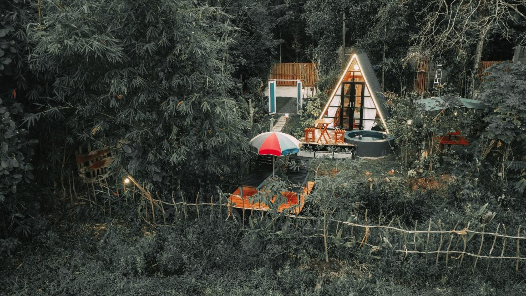The We2 "Wildwood Elegance Escape" Bed & Breakfast Induruwa Exterior foto
